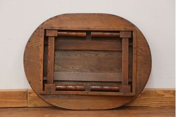 アンティーク家具　古民具・骨董 天板一枚板 かわいらしく変わり型ちゃぶ台(テーブル)