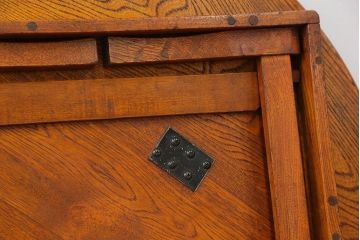 アンティーク家具　アンティーク キレイな杢目の小振りな丸型ちゃぶ台(テーブル)　