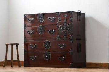 古民具・骨董 極上美品　蝶覆輪金具　前面栗材　米沢箪笥(時代箪笥)　