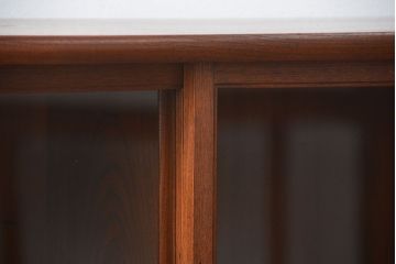 アンティーク家具　アンティーク 三方欅材!上質な二段重ね引き出し収納棚(戸棚、茶箪笥)