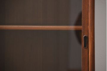 アンティーク家具　アンティーク 三方欅材!上質な二段重ね引き出し収納棚(戸棚、茶箪笥)
