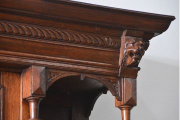 アンティーク家具　イギリスアンティーク 大きなオーク材ヴィクトリアンキャビネット(ビクトリアンキャビネット、バーカウンター)