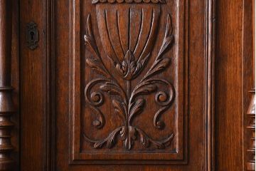 アンティーク家具　イギリスアンティーク 大きなオーク材ヴィクトリアンキャビネット(ビクトリアンキャビネット、バーカウンター)