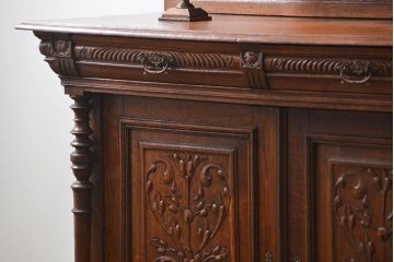 アンティーク家具　イギリスアンティーク 大きなオーク材ヴィクトリアンキャビネット(ビクトリアンキャビネット、バーカウンター)