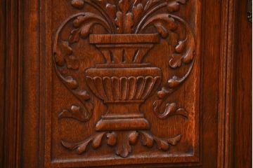 アンティーク家具　イギリスアンティーク 大きなオーク材ヴィクトリアンキャビネット(ビクトリアンキャビネット、バーカウンター)