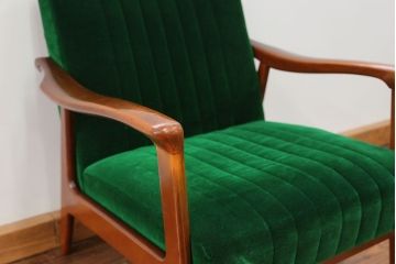 レトロ家具　昭和レトロ グリーン座面のアームチェア(1)(椅子、1人掛けソファ、イス)