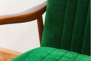 レトロ家具　昭和レトロ グリーン座面のアームチェア(1)(椅子、1人掛けソファ、イス)