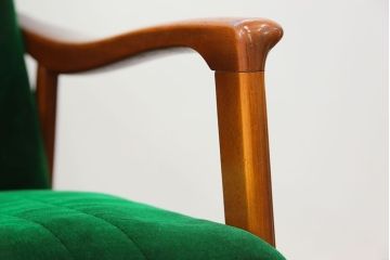 レトロ家具　昭和レトロ グリーン座面のアームチェア(1)(椅子、1人掛けソファ、イス)