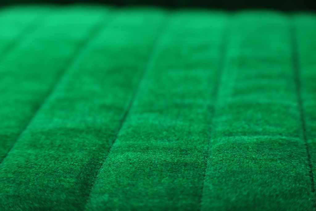 レトロ家具　昭和レトロ グリーン座面のアームチェア(1)(椅子、1人掛けソファ、イス)