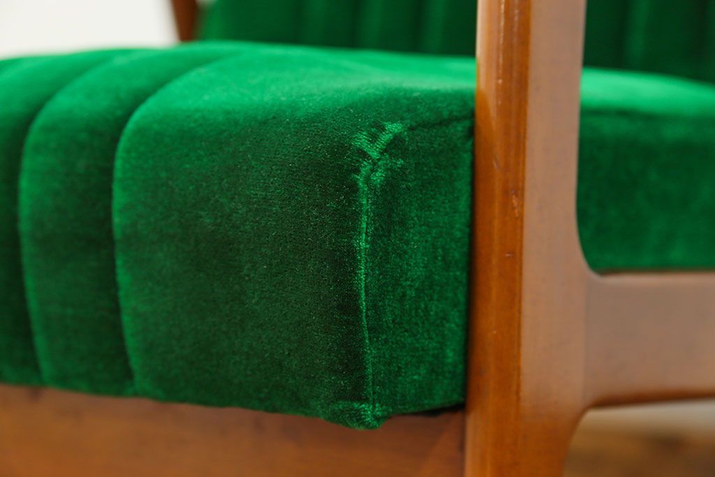 レトロ家具　昭和レトロ グリーン座面のアームチェア(1)(椅子、1人掛けソファ、イス)