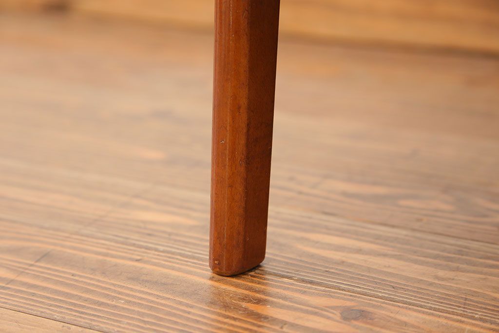 レトロ家具　昭和レトロ グリーン座面のアームチェア(2)(椅子、1人掛けソファ、イス)　