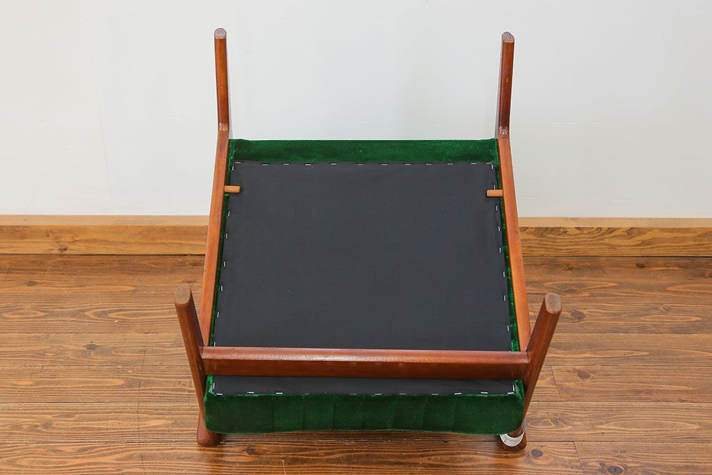 レトロ家具　昭和レトロ グリーン座面のアームチェア(2)(椅子、1人掛けソファ、イス)　