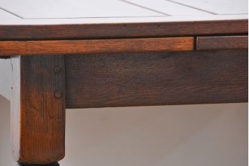 アンティーク家具　イギリスアンティーク ツイストレッグ　オーク材　味わい深いドローリーフテーブル(エクステンションテーブル)
