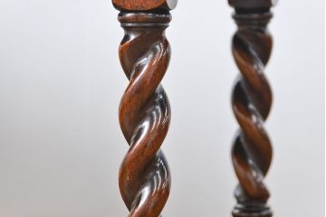 アンティーク家具　イギリスアンティーク ツイストレッグ　オーク材　味わい深いドローリーフテーブル(エクステンションテーブル)