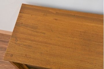 レトロ家具　昭和レトロ 古い木の脚付きモールガラス収納棚(キッチンキャビネット)