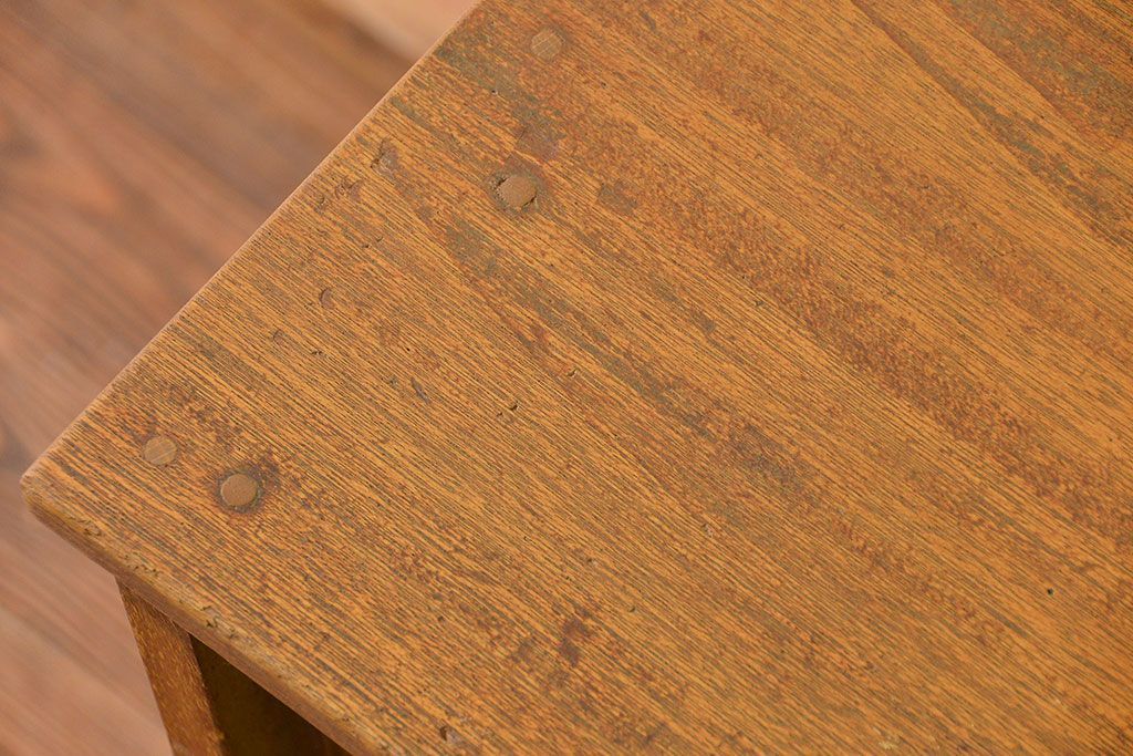 レトロ家具　昭和レトロ 古い木の脚付きモールガラス収納棚(キッチンキャビネット)