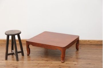アンティーク家具　古民具・骨董 天板欅材一枚板!シンプルな座卓(テーブル)