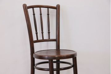 アンティーク家具　イギリスアンティーク 味わい深いスピンドルバック ベントウッドチェア(1)(椅子、イス)