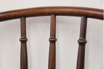 アンティーク家具　イギリスアンティーク 味わい深いスピンドルバック ベントウッドチェア(1)(椅子、イス)