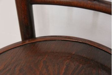 アンティーク家具　イギリスアンティーク 味わい深いスピンドルバック ベントウッドチェア(1)(椅子、イス)