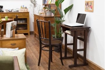 アンティーク家具　イギリスアンティーク　スピンドルバック　ベントウッドチェア
