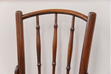 アンティーク家具　イギリスアンティーク　スピンドルバック　ベントウッドチェア