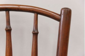 アンティーク家具　イギリスアンティーク　スピンドルバック　ベントウッドチェア