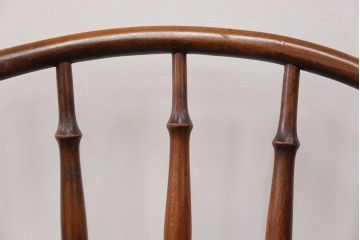 アンティーク家具　イギリスアンティーク　スピンドルバック　ベントウッドチェア