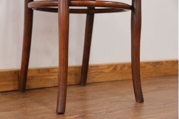 アンティーク家具　イギリスアンティーク　スピンドルバック　ベントウッドチェア