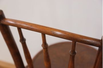 アンティーク家具　イギリスアンティーク　スピンドルバック　ベントウッドチェア