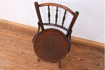アンティーク家具　イギリスアンティーク 味わい深いスピンドルバック ベントウッドチェア(3)(椅子、イス)