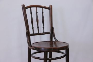 アンティーク家具　イギリスアンティーク 味わい深いスピンドルバック ベントウッドチェア(3)(椅子、イス)
