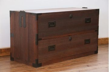 アンティーク家具　古民具・骨董 古い木の時代箪笥ローチェスト(ローボード)