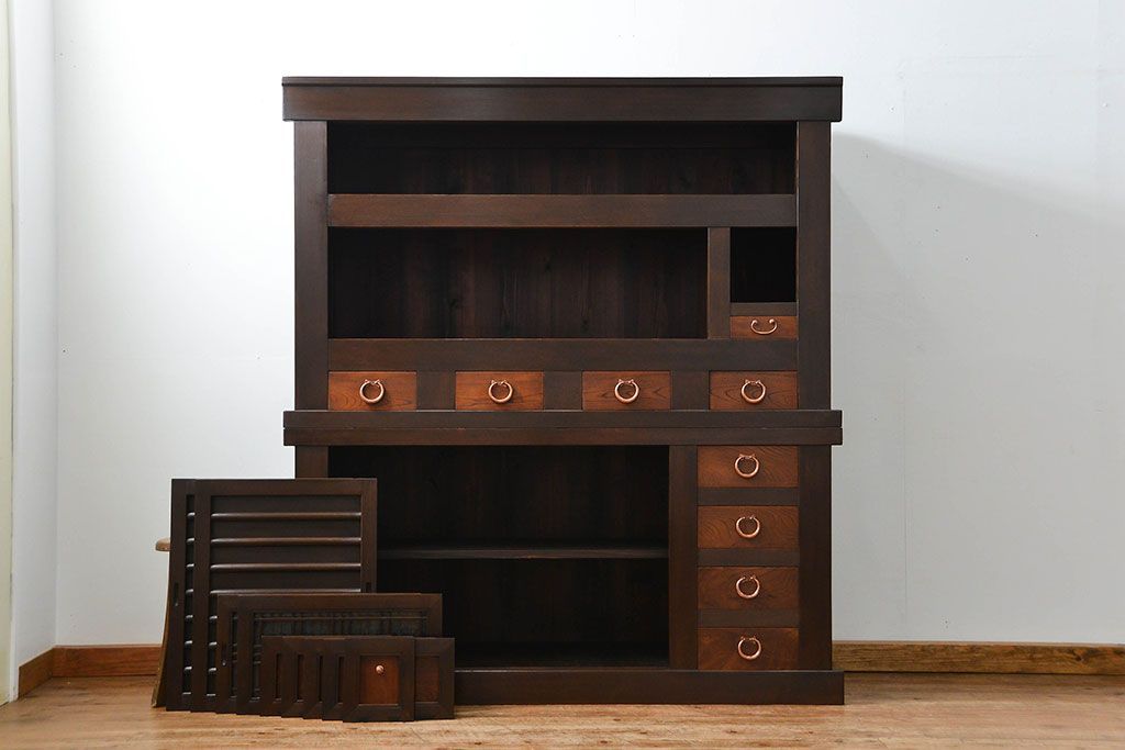 アンティーク家具　古民具・骨董 上手造りの美しい五尺水屋箪笥(昇り引き出し付き)(食器棚、収納棚)