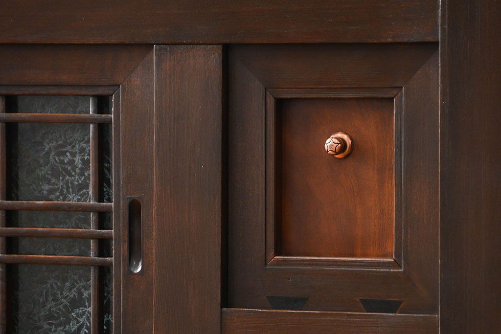 アンティーク家具　古民具・骨董 上手造りの美しい五尺水屋箪笥(昇り引き出し付き)(食器棚、収納棚)