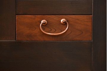 アンティーク家具　古民具・骨董 上手造りの美しい五尺水屋箪笥(昇り引き出し付き)(食器棚、収納棚)