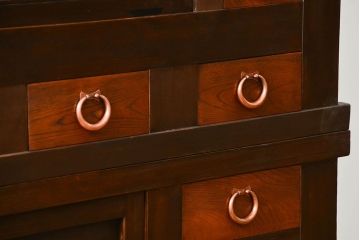 アンティーク家具　古民具・骨董 上手造りの美しい五尺水屋箪笥(昇り引き出し付き)(食器棚、収納棚)