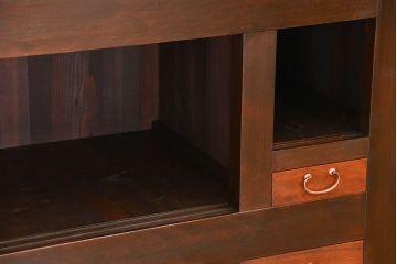 アンティーク家具　古民具・骨董 上手造りの美しい五尺水屋箪笥(昇り引き出し付き)(食器棚、収納棚)