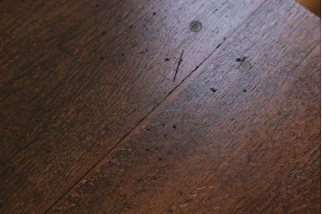 アンティーク家具　アンティーク 古いナラ材の小さな作業台(テーブル、机)