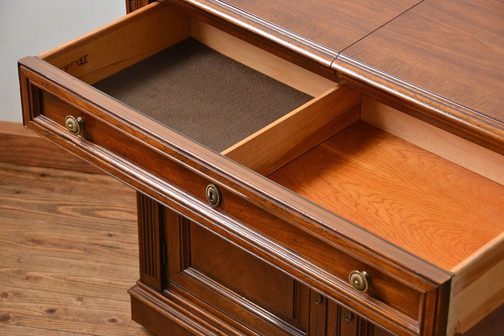 中古 ドレクセル サーバー 定価約39万円(サイドボード、キャビネット)