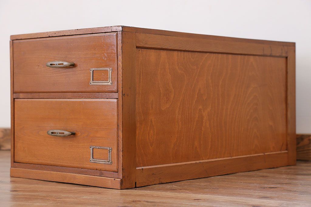 レトロ家具　昭和レトロ 古い木の大振りな小引き出し(チェスト、ドロワー)