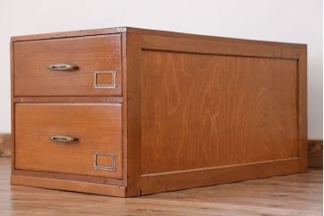レトロ家具　昭和レトロ 古い木の大振りな小引き出し(チェスト、ドロワー)