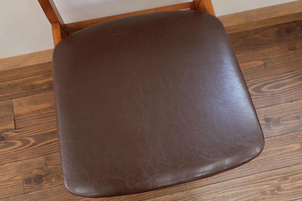 北欧家具 シンプルなデザイン　北欧ビンテージチェア2脚セット(2)(ミッドセンチュリー、椅子、イス)