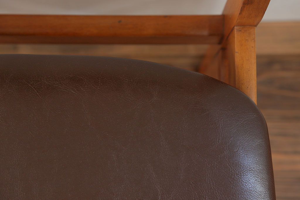 北欧家具 シンプルなデザイン　北欧ビンテージチェア2脚セット(2)(ミッドセンチュリー、椅子、イス)