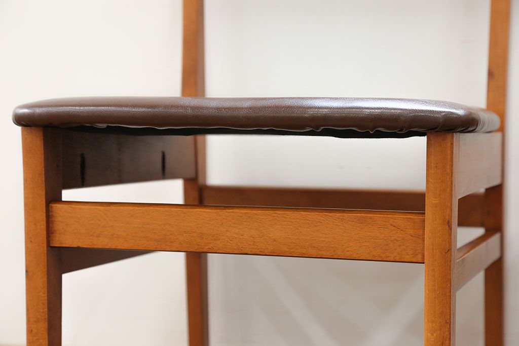 北欧家具 シンプルなデザイン　北欧ビンテージチェア2脚セット(2)(ミッドセンチュリー、椅子、イス)