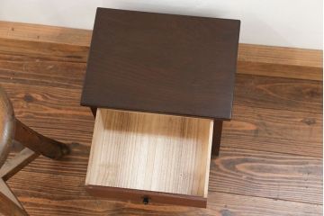 アンティーク雑貨　古民具・骨董 古い桑材の上質な透かし彫り　花台(サイドテーブル)