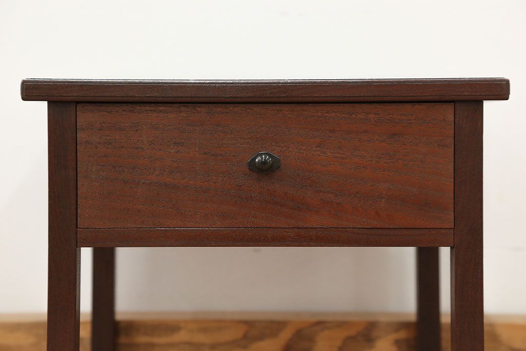 アンティーク雑貨　古民具・骨董 古い桑材の上質な透かし彫り　花台(サイドテーブル)