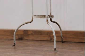 アンティーク雑貨　昭和レトロ スタンド付きのホーロー洗面器(シンク、手洗いスタンド)
