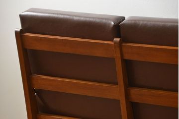 レトロ家具　アンティーク 1960年代　珍しいデザインのレトロで重厚なナラ材3Pソファ