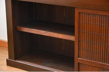 アンティーク家具　アンティーク 丸桟仕上げの上質な六尺近江水屋箪笥